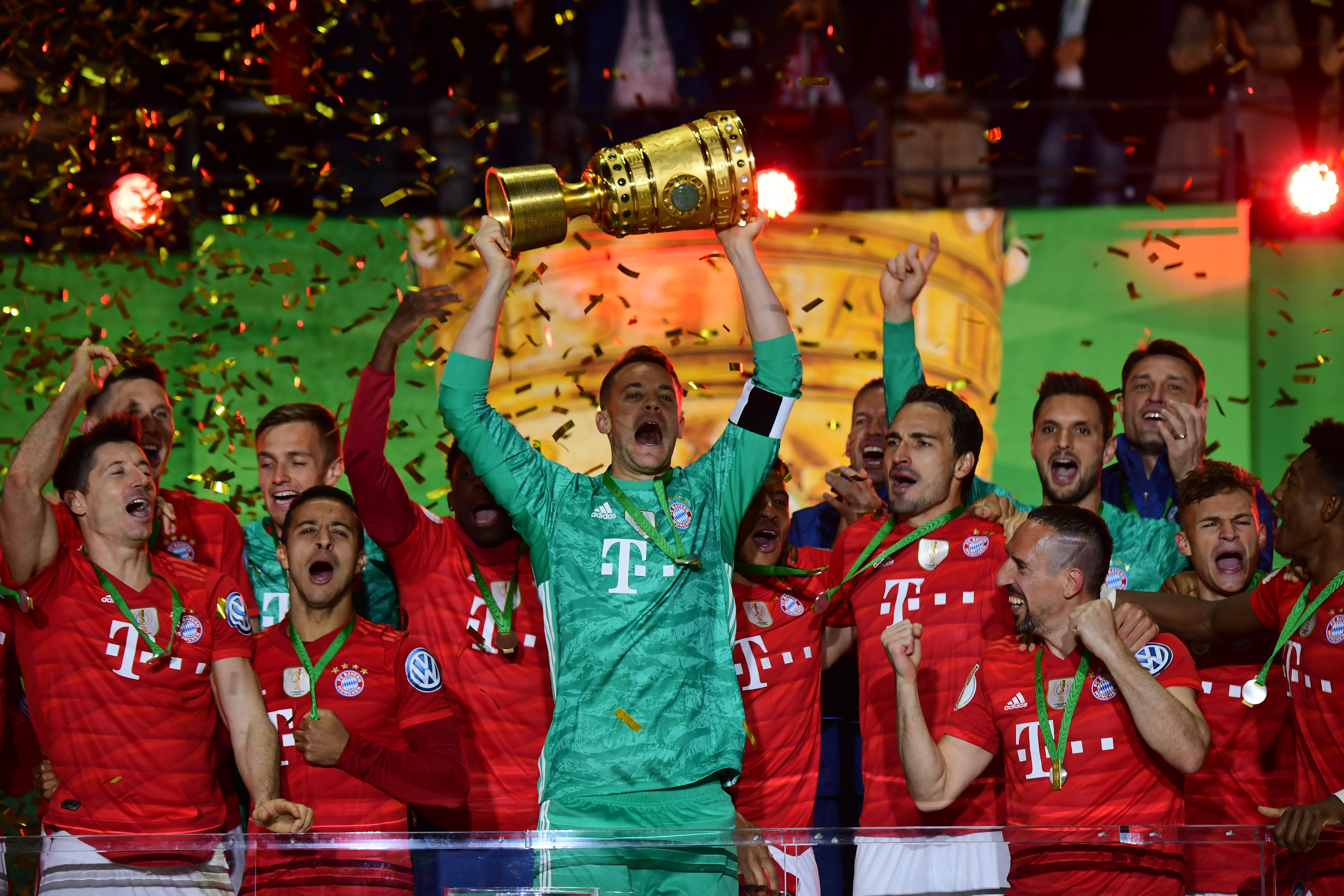 谁更强？ESPN对比15-16赛季库里和本赛季SGA数据（ESPN横评：2015-16库里 vs 本季SGA，谁更胜一筹？）