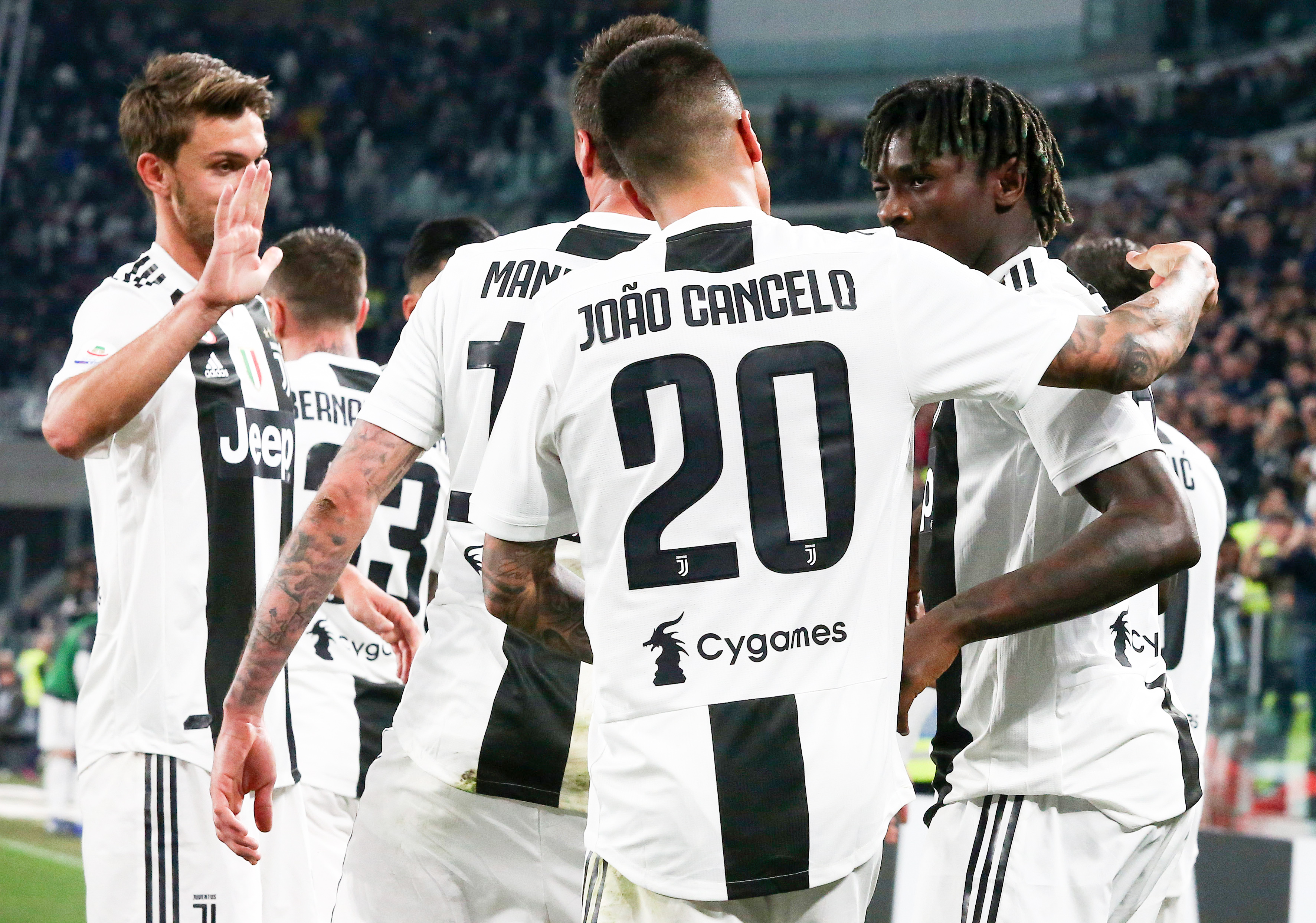 前12居然没有罗哥的名场面，按理来说哪怕硬投，凭...（TOP12竟无罗哥名场面，照理说就算硬投也该占一席）