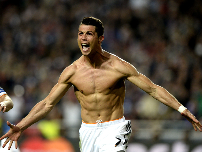 世欧预今日看点：德国、斯洛伐克同分争直通，荷兰打平即出线（世欧预今日焦点：德国、斯洛伐克同分拼直通名额，荷兰守平即可晋级）