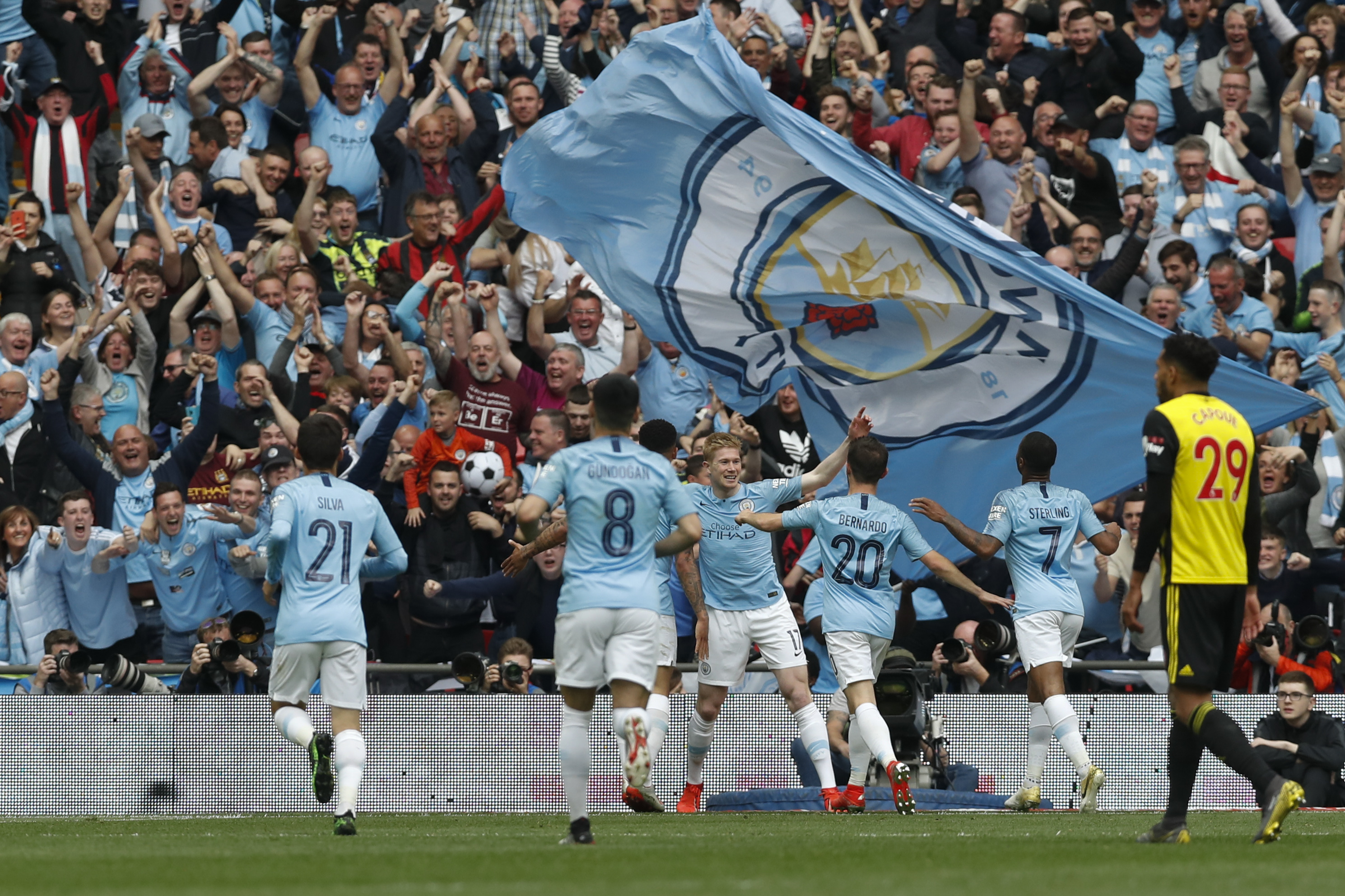 只差1球，特罗萨德将成为第5位解锁英超50球的比利时球员