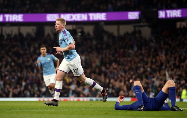 半场战报：迈阿密国际2-0纳什维尔，梅西双响