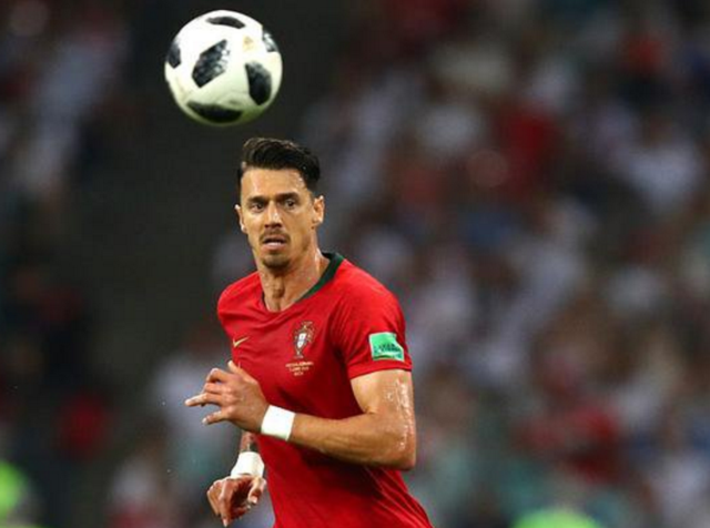 点射+助攻，B费再次当选曼联球迷票选的队内最佳球员（点球+助攻，B费再度当选曼联球迷票选队内最佳）